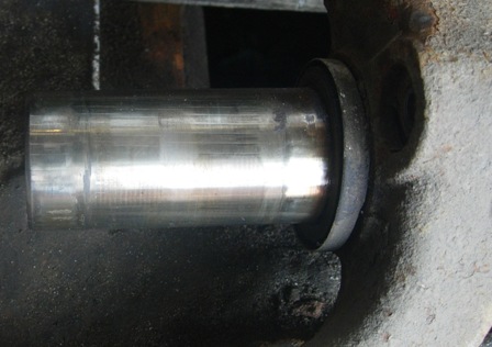 Балка задняя Пежо 206 износ пальцев нержавый