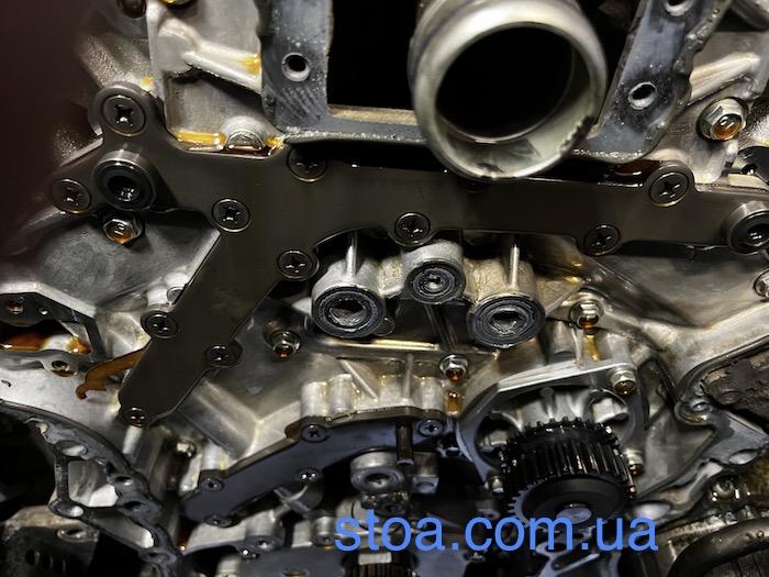 Інфініті ЕХ35  прокладка масляного каналу