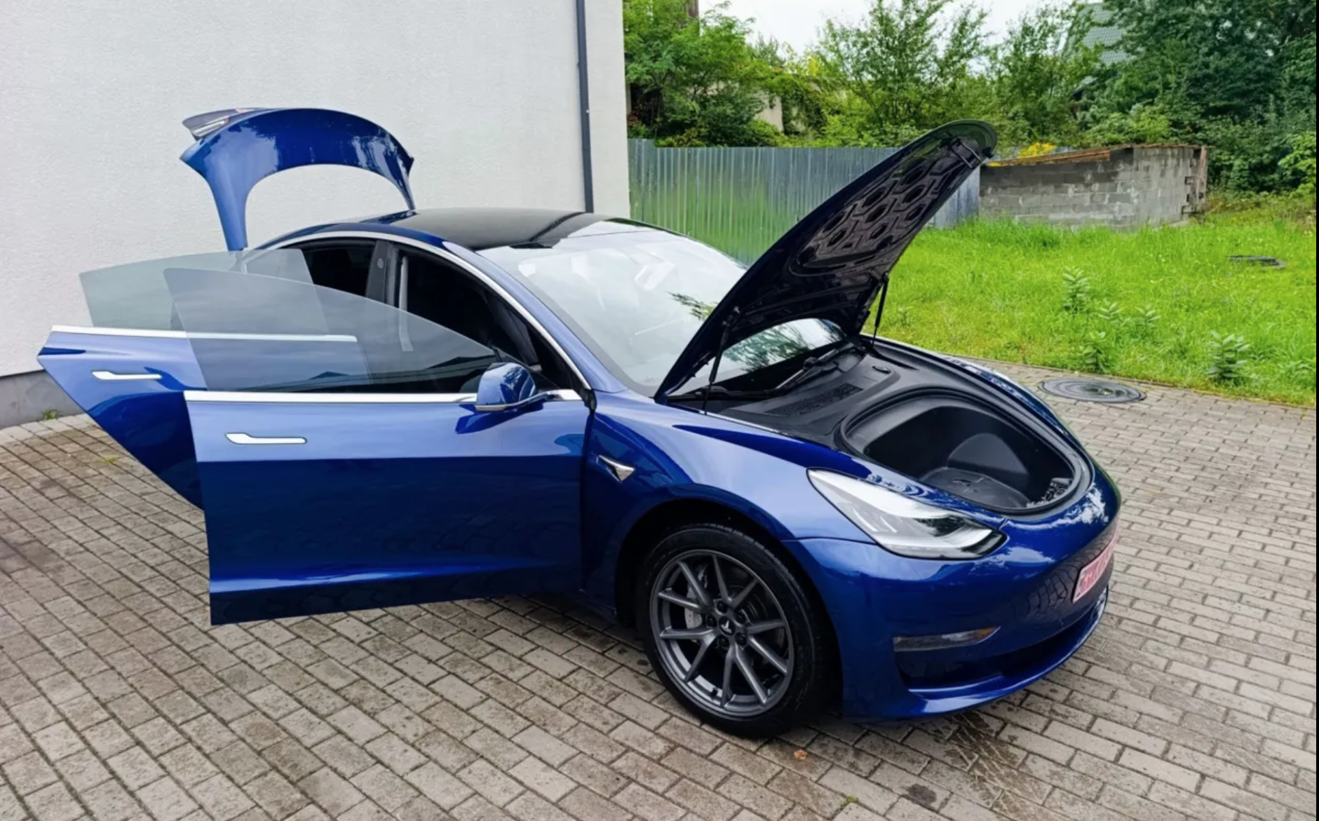 Тесла здам в аренду Киев Тесла здам в аренду Киев